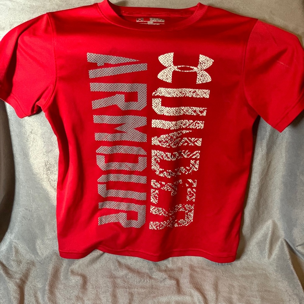 Youth medium boys under armour shirt